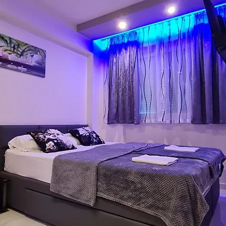 Apartment D&b 4